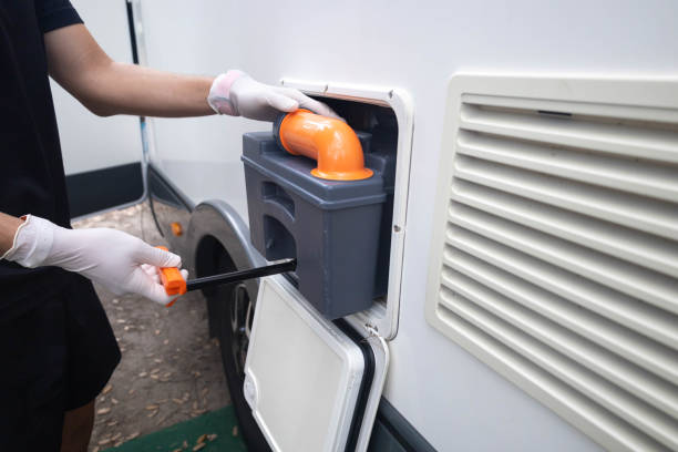 Best Portable restroom trailer rental  in Hazelwood, MO